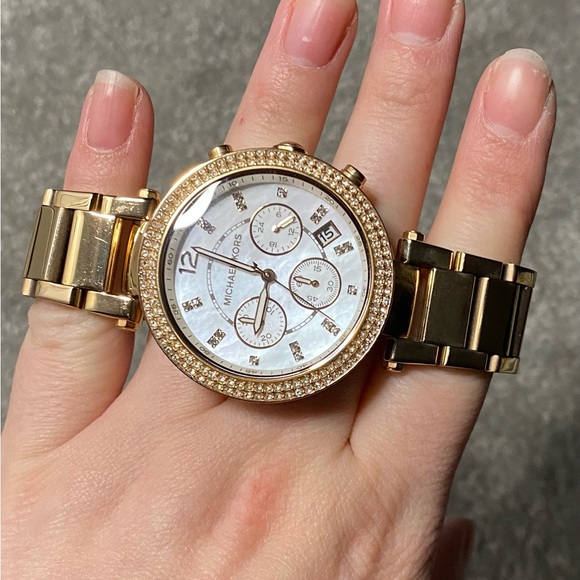 Michael Kors Watch Parker Rose Gold-Tone Watch - Picture 2 of 9